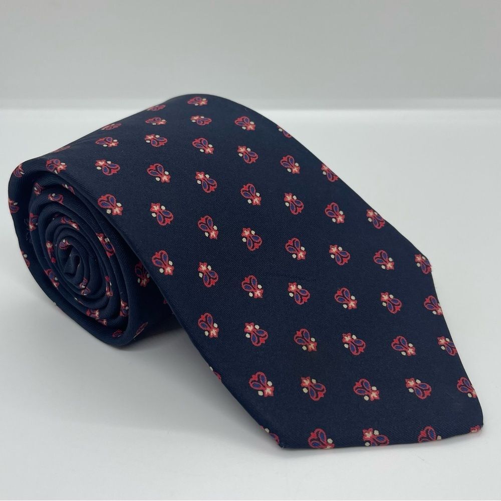 Neiman Marcus Black Red Print Necktie Office Career NWOT - Picture 2 of 6